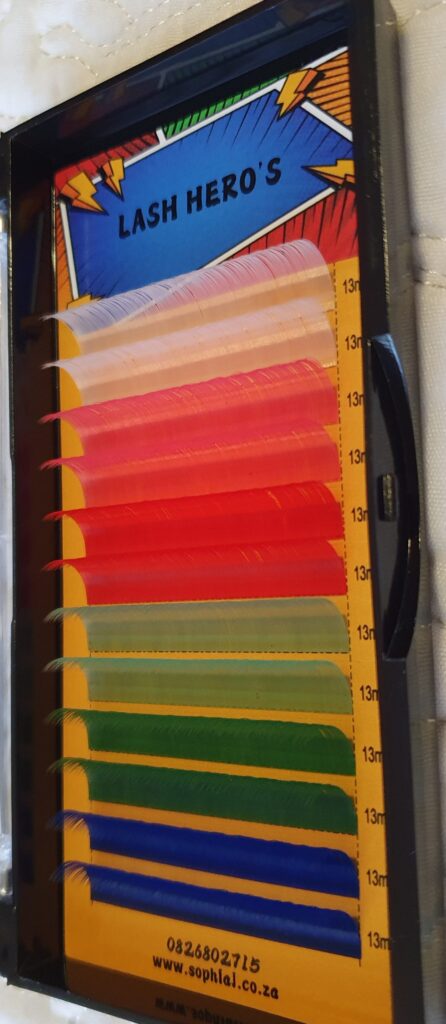 Individual lash extension tray in colours