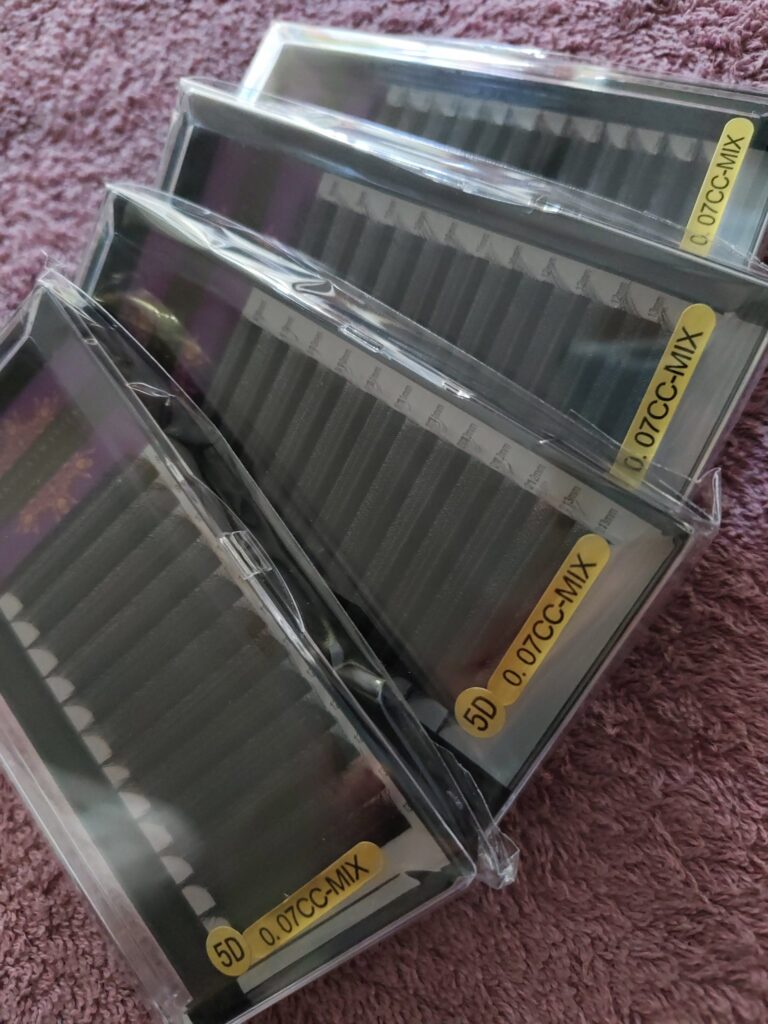 5W CC Curl Lash trays - 12 Rows