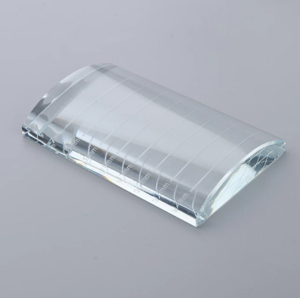 Curved Glass Lash tile